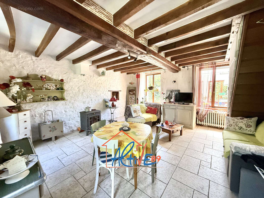 Maison à ESNON