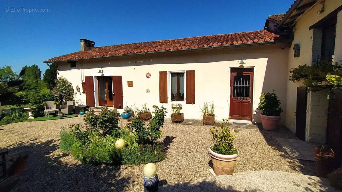 Maison à VERTEILLAC