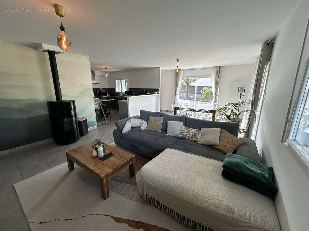 Maison à SAINT-BARTHELEMY