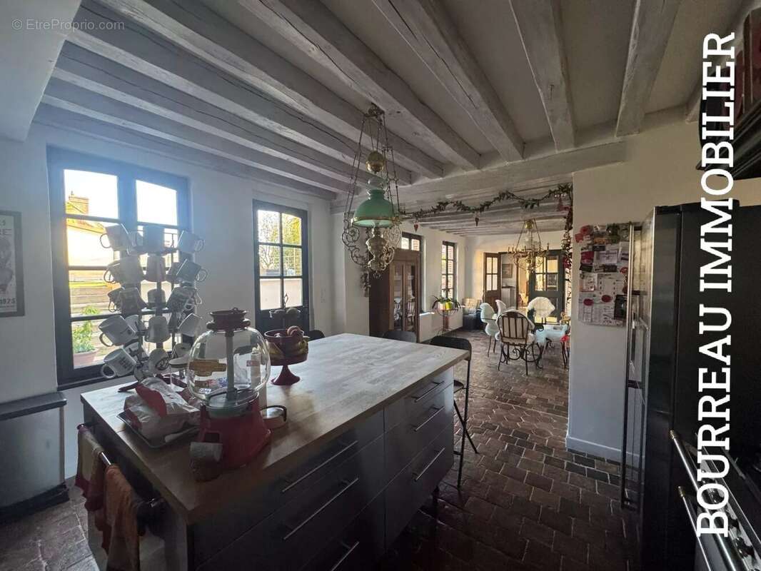 Maison à JOIGNY