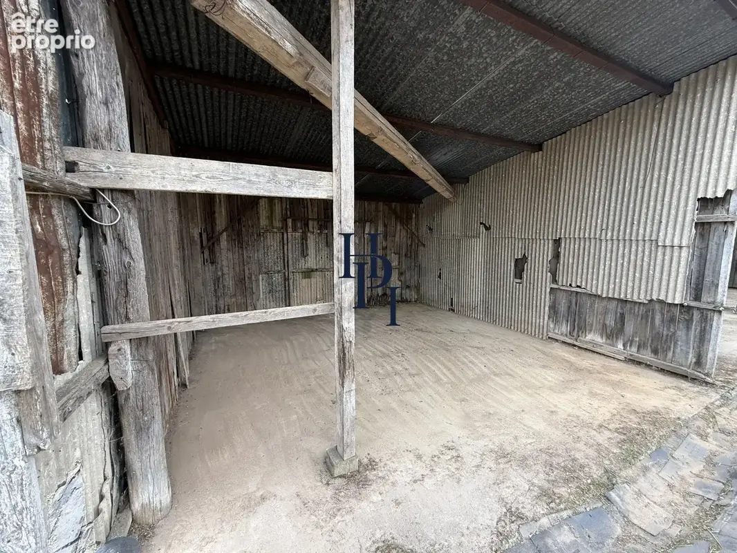 Vente dépôt avec hangar et terrain constructible Saint Affrique - photo 9
