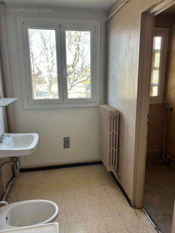 Appartement à VAISON-LA-ROMAINE