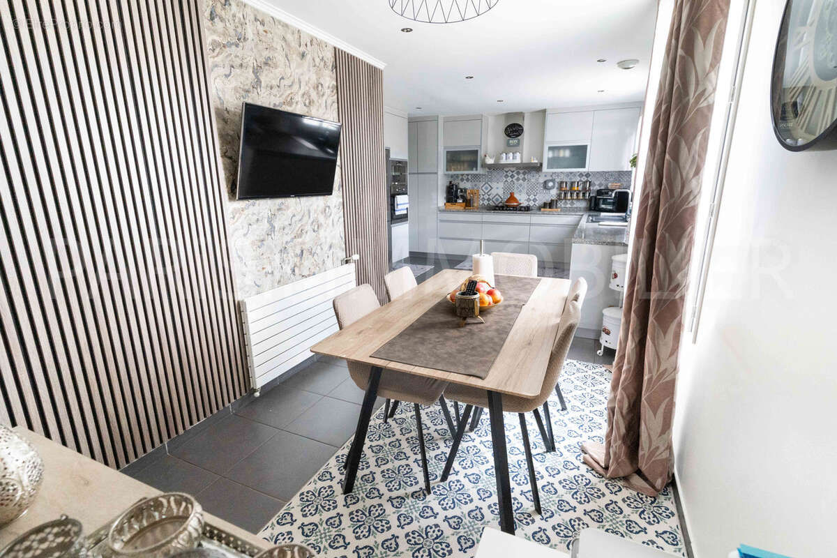 Maison - 6 pièces - 145m2 - Franconville - photo 10