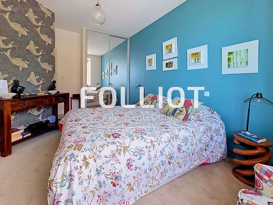 Vente : appartement T5 (140 m²) à GRANVILLE CENTRE - 50400  - VUE  MER - photo 10