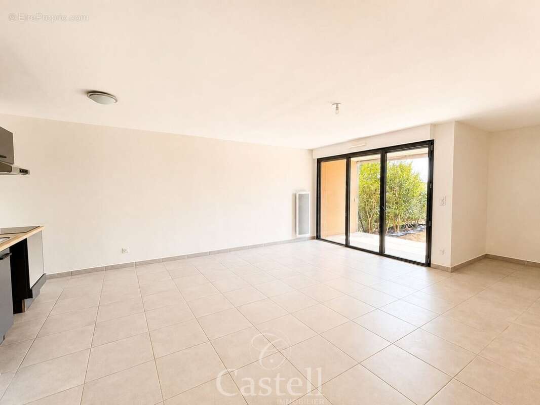 *** appartement 4 pieces, jardin, 2 parkings *** - photo 4