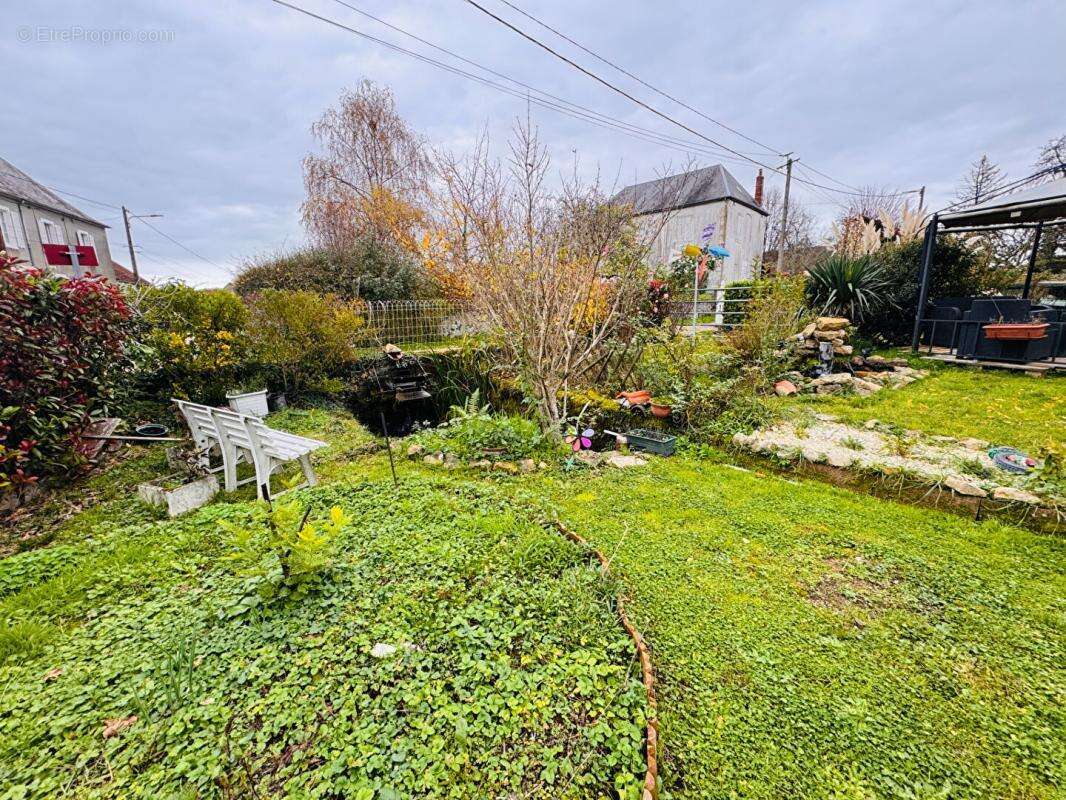 Maison à CHATILLON-EN-BAZOIS