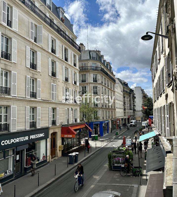 Appartement à PARIS-11E