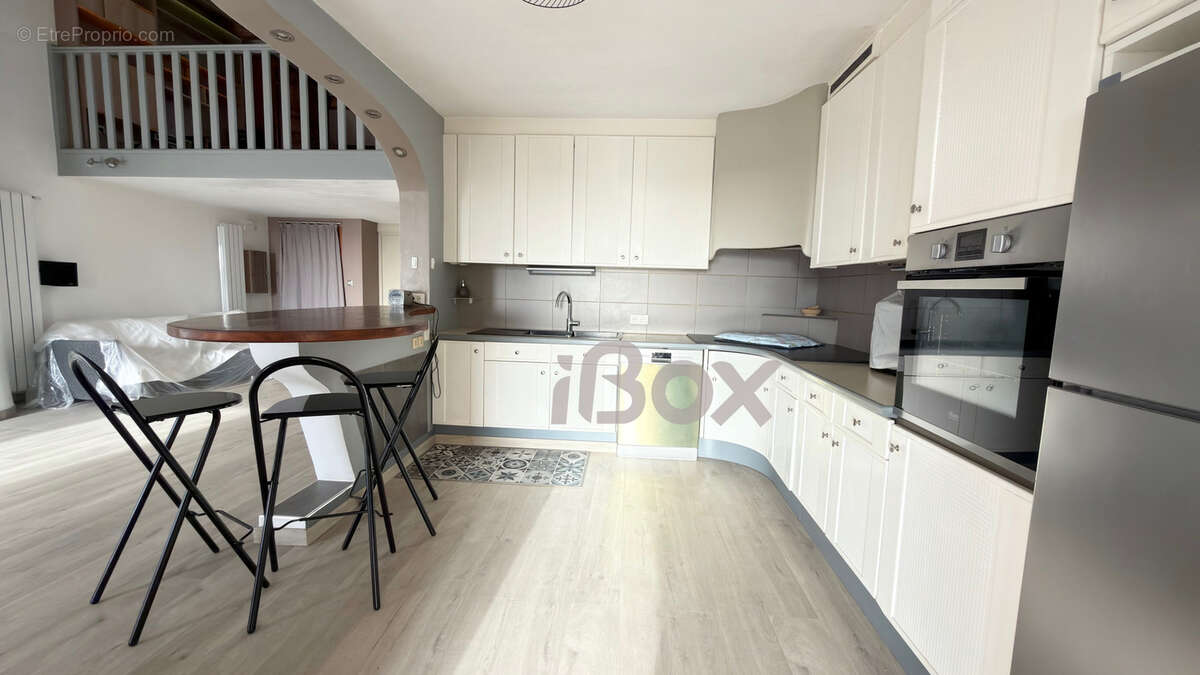 Appartement à CARQUEIRANNE