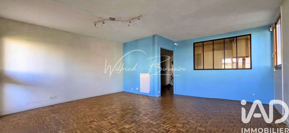 Photo 2 - Appartement à NANTERRE