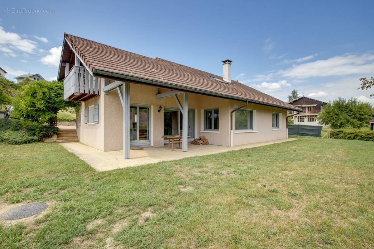 Maison à ALBENS