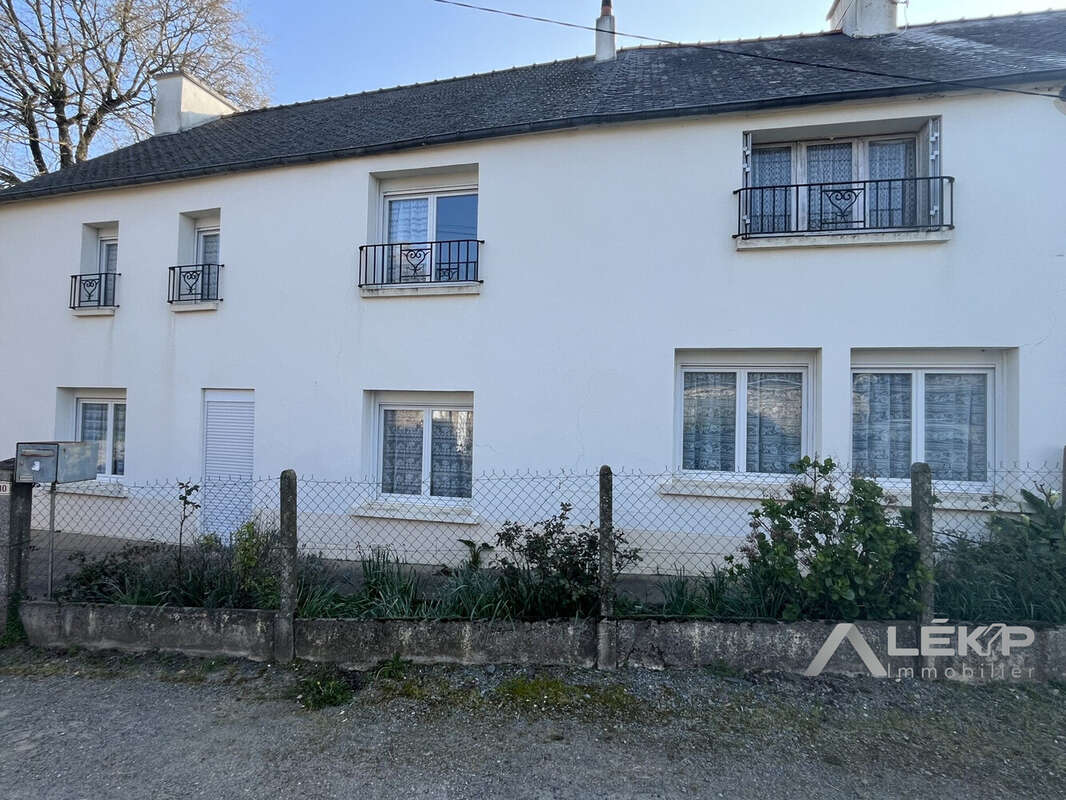 Maison à BAINS-SUR-OUST