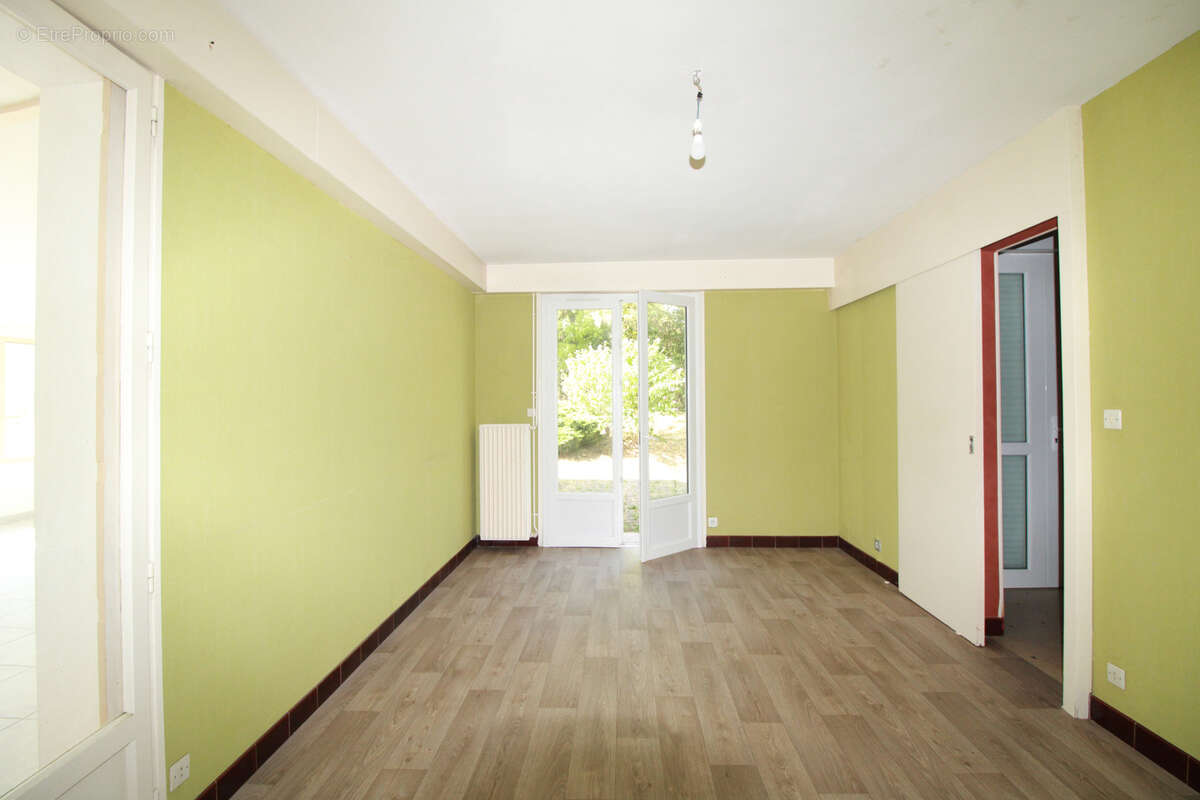 Saint-sylvain-d'anjou, maison 6 chambres, grand terrain - photo 10