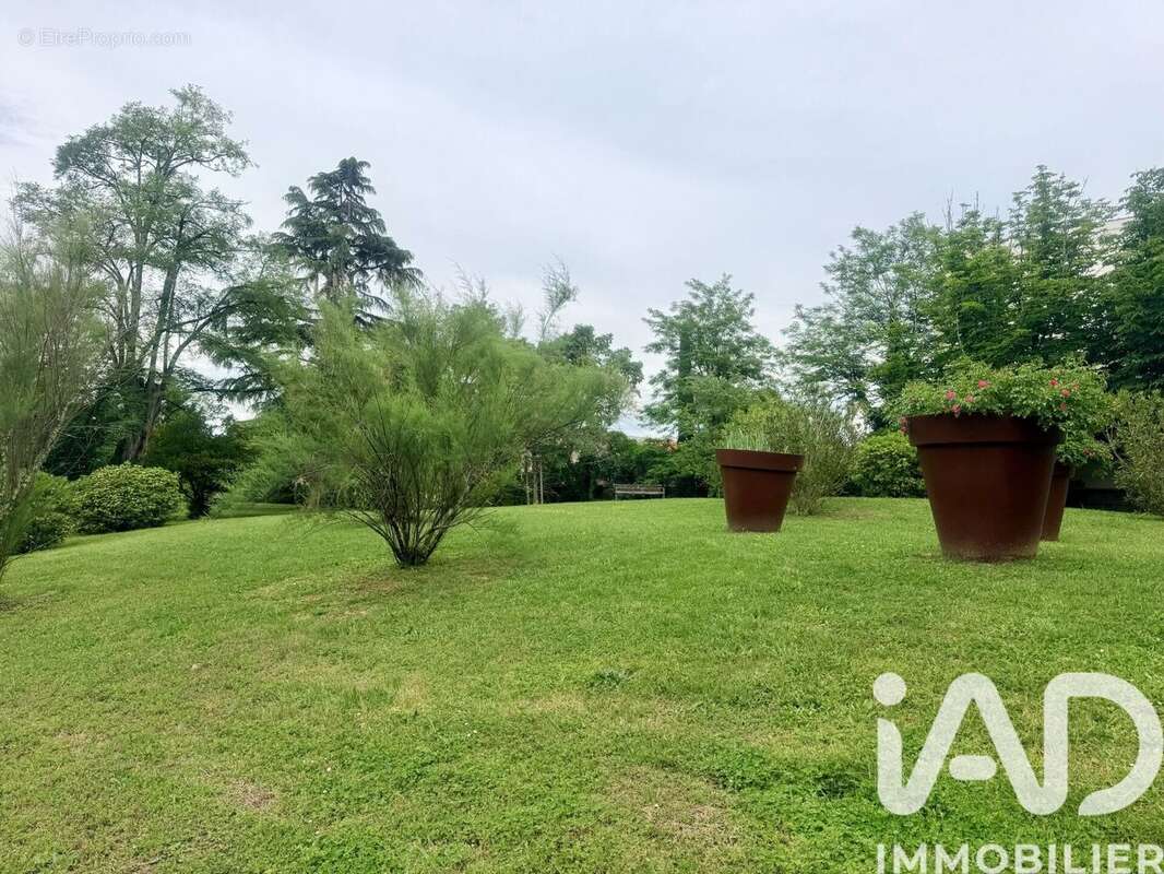 Appartement 45 m² à Pessac  - photo 8