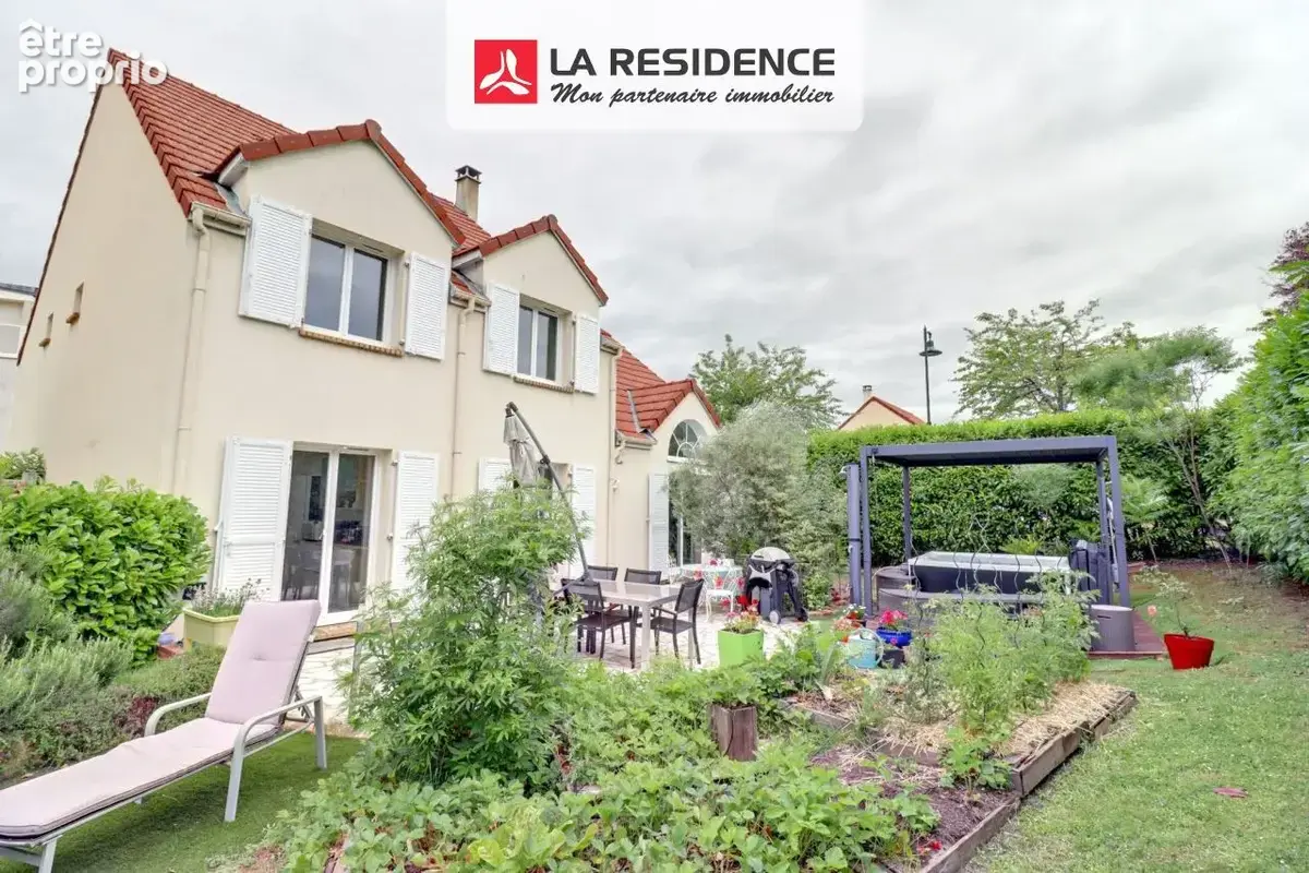 Maison à VERNEUIL-SUR-SEINE