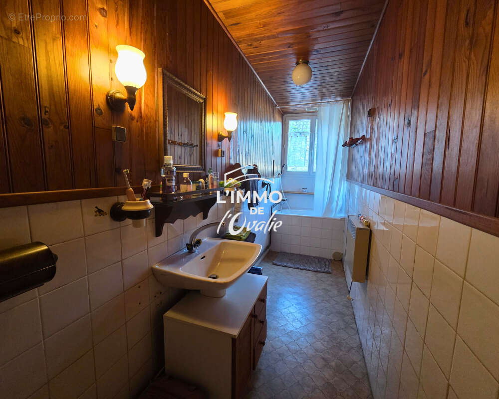 Maison proche Beaulieu Sur Dordogne 7 pièce(s) 105 m2 - photo 10