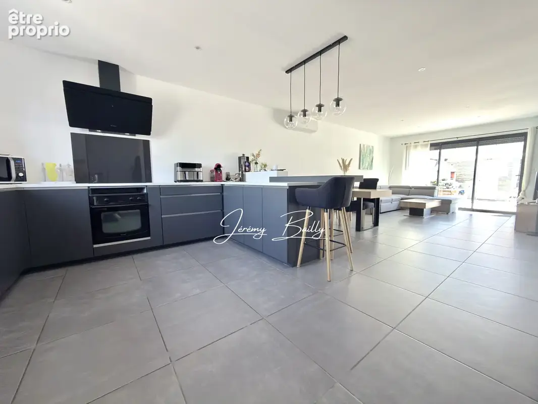 Maison 75 m² à Saint-Genis-Des-Fontaines  - photo 3
