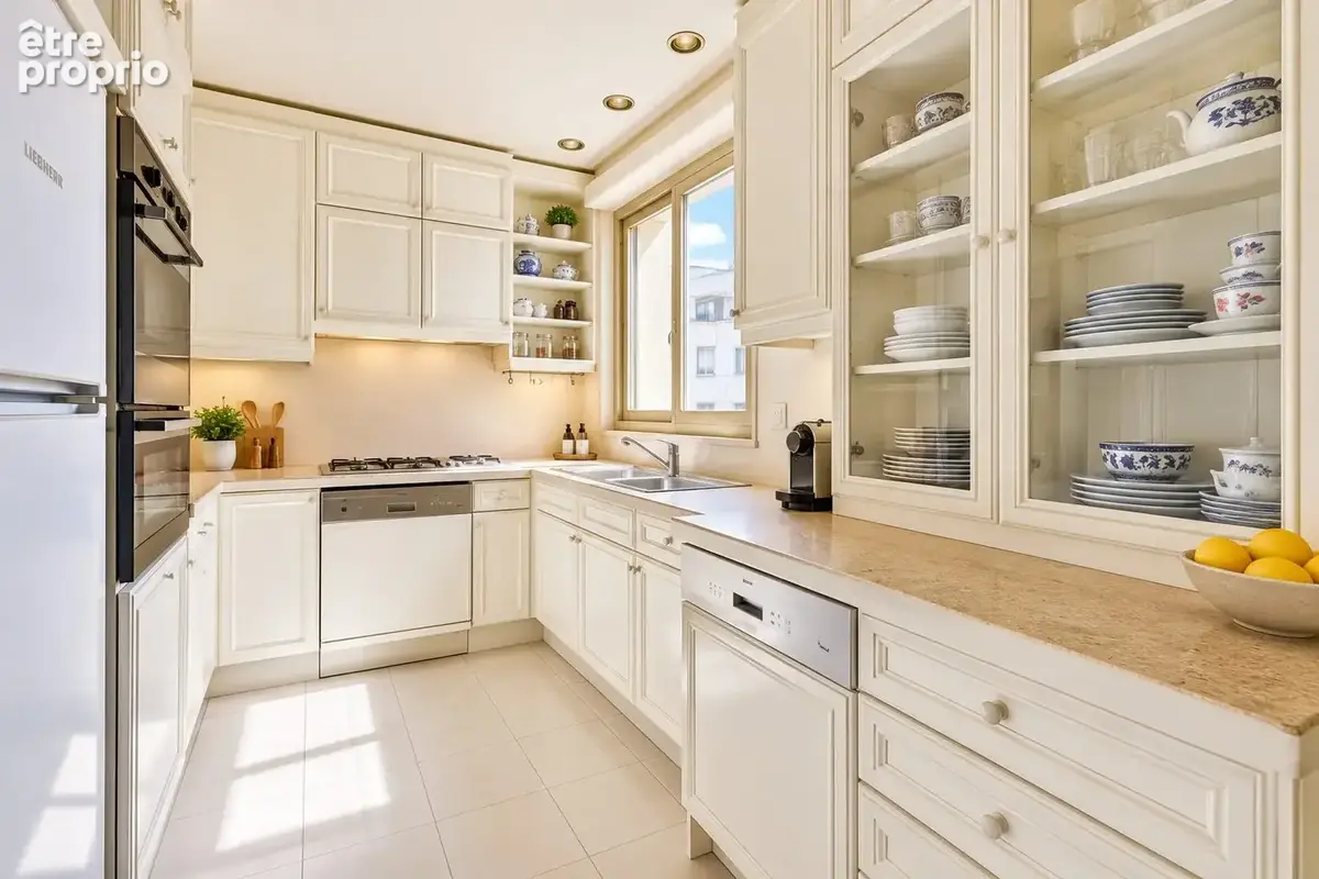 Appartement 4 pièces 165 m² à vendre à Neuilly-Sur-Seine (92200) - photo 6