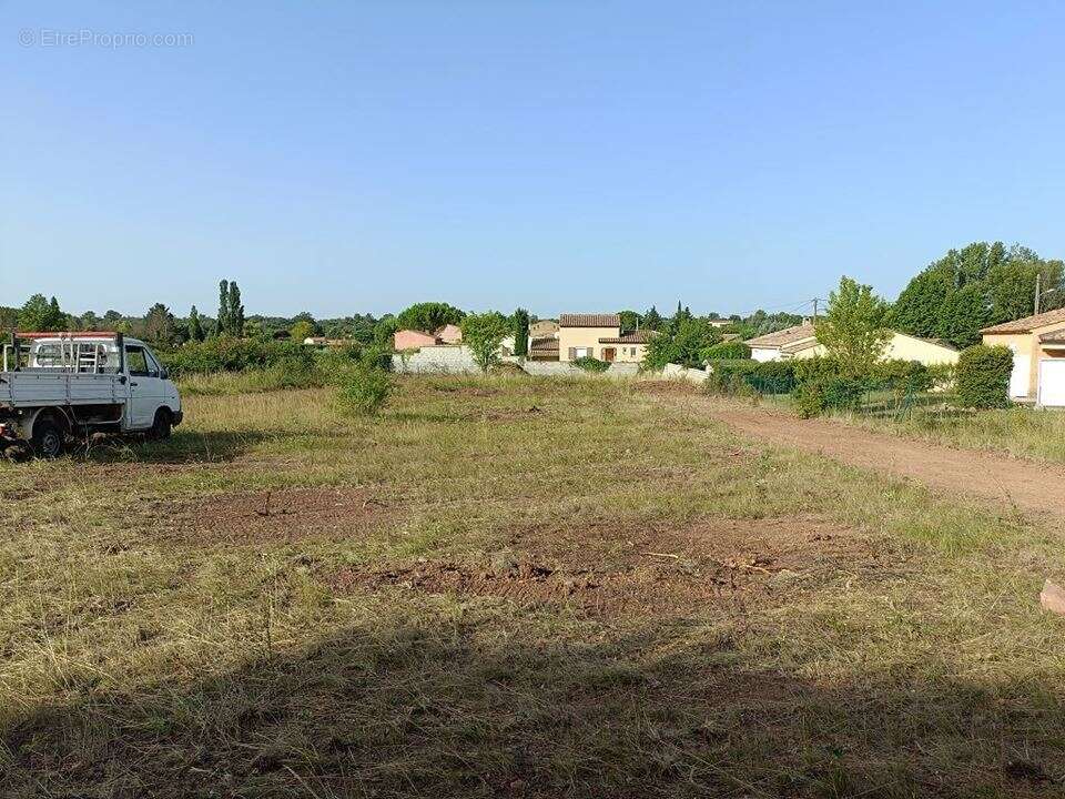 Terrain à REGUSSE