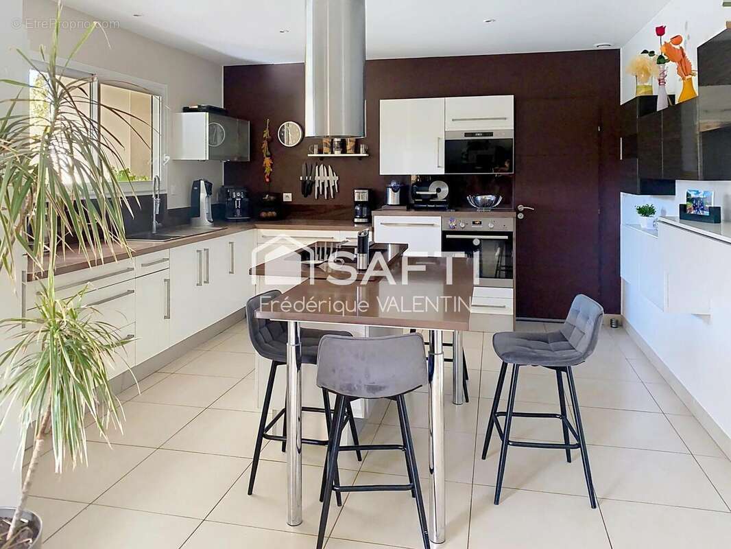 Photo 7 - Maison à LAVALETTE