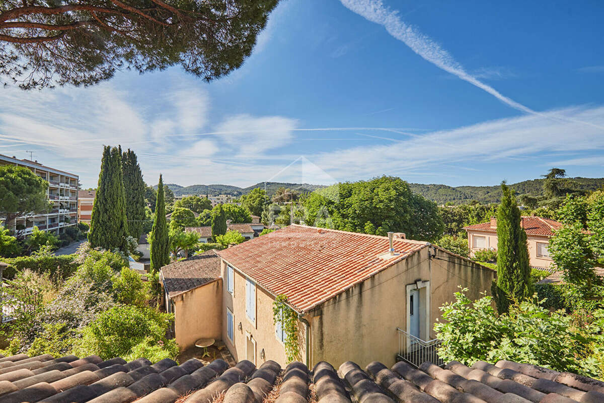 Appartement à AIX-EN-PROVENCE