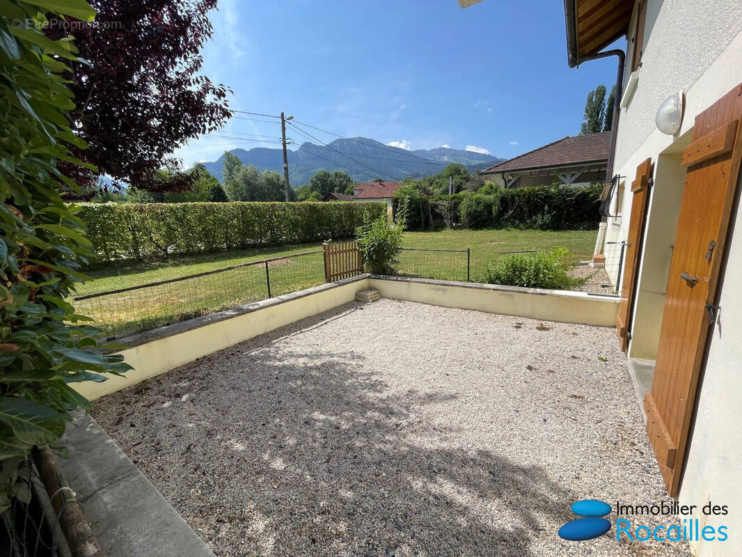 Appartement à AMANCY