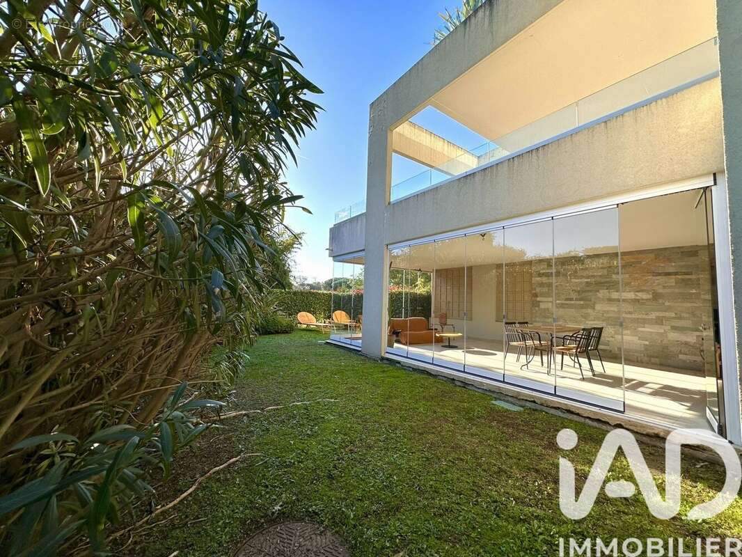 Photo 8 - Appartement à SAINT-RAPHAEL