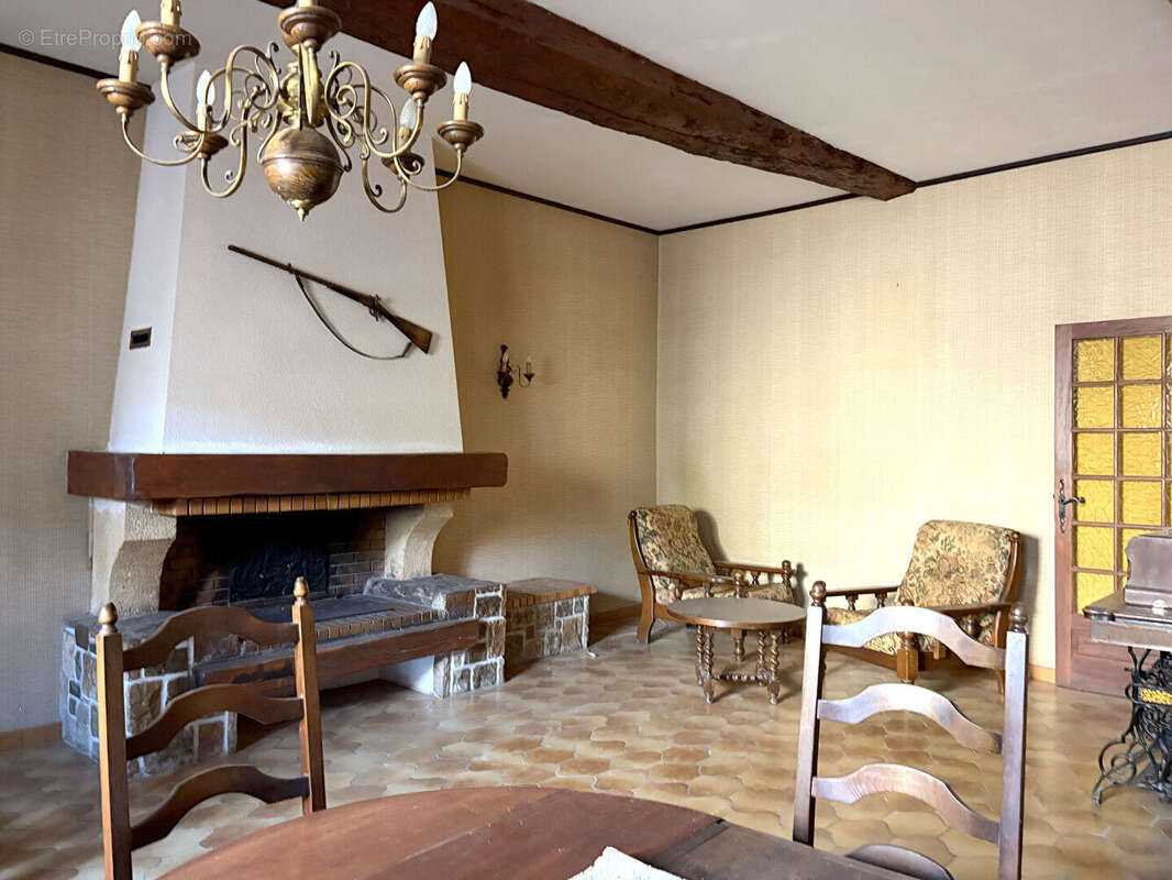 Maison à SAINT-COUAT-D'AUDE