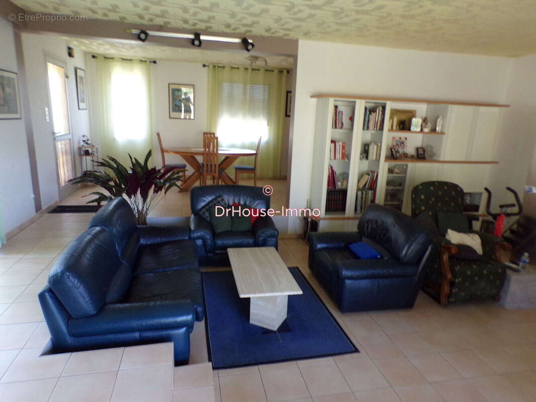 Maison 102 m² à Carmaux  - photo 21