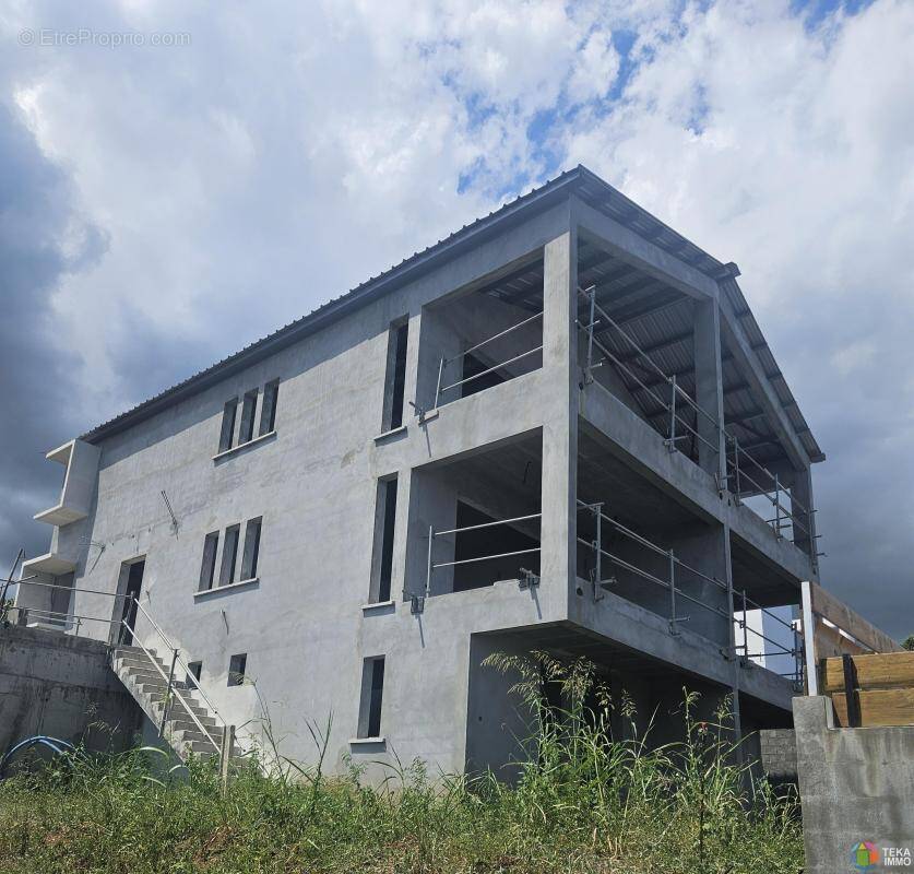 Appartement à L'ETANG-SALE