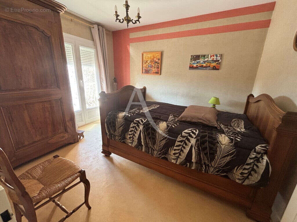 En vente - fourchambault - maison plain pied  4  chambres possible 5 - terrain - photo 7
