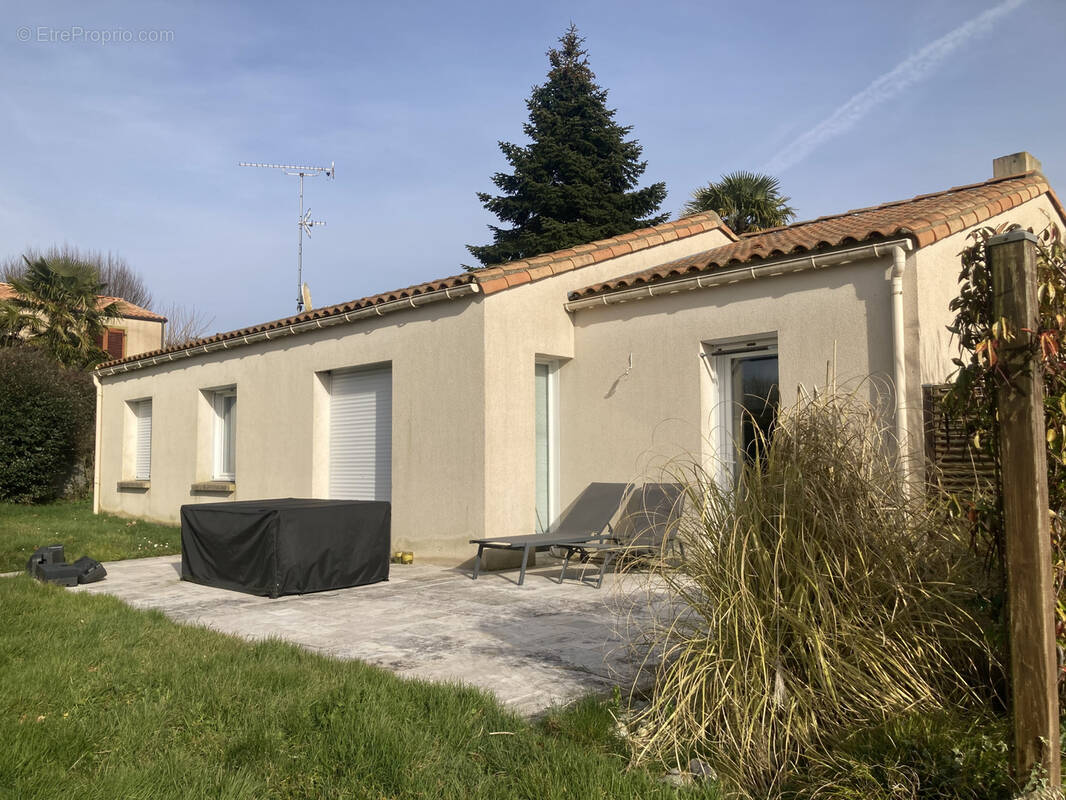 Maison à LES HERBIERS