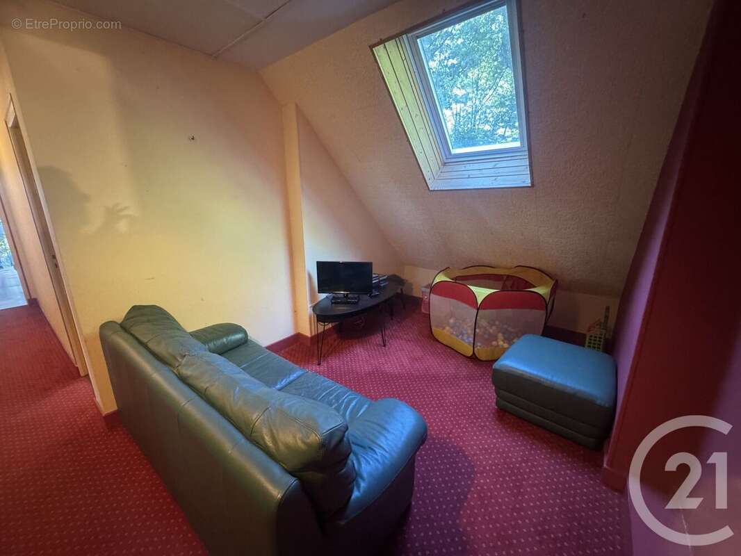 Maison à ETAIS-LA-SAUVIN