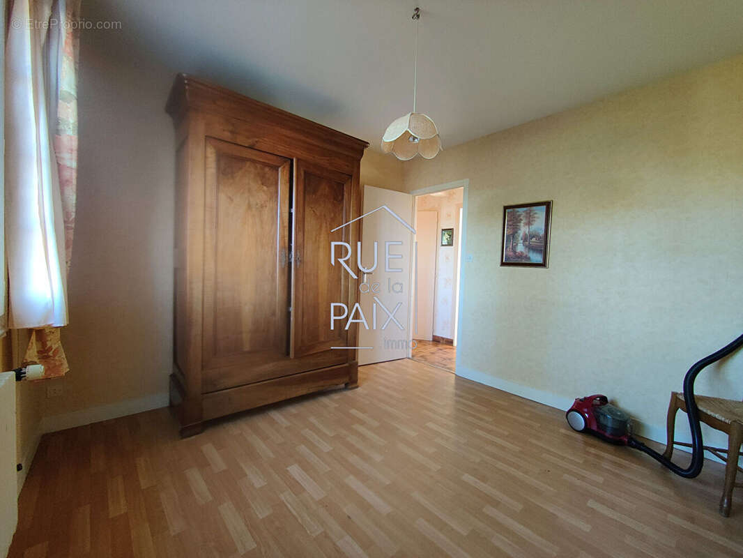 Maison à CHATELLERAULT