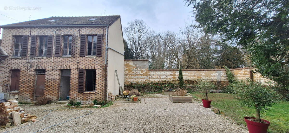 Maison à SAINT-VALERIEN