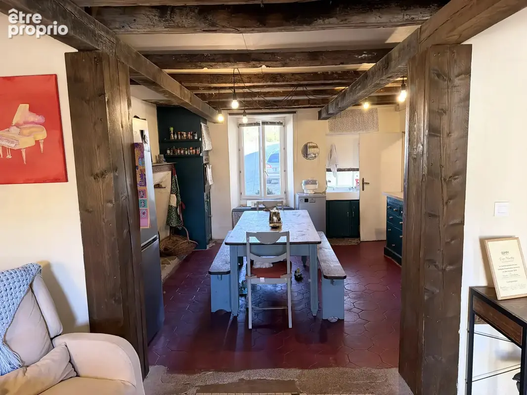 À la périphérie d'une ville animée, maison de deux chambres - photo 5