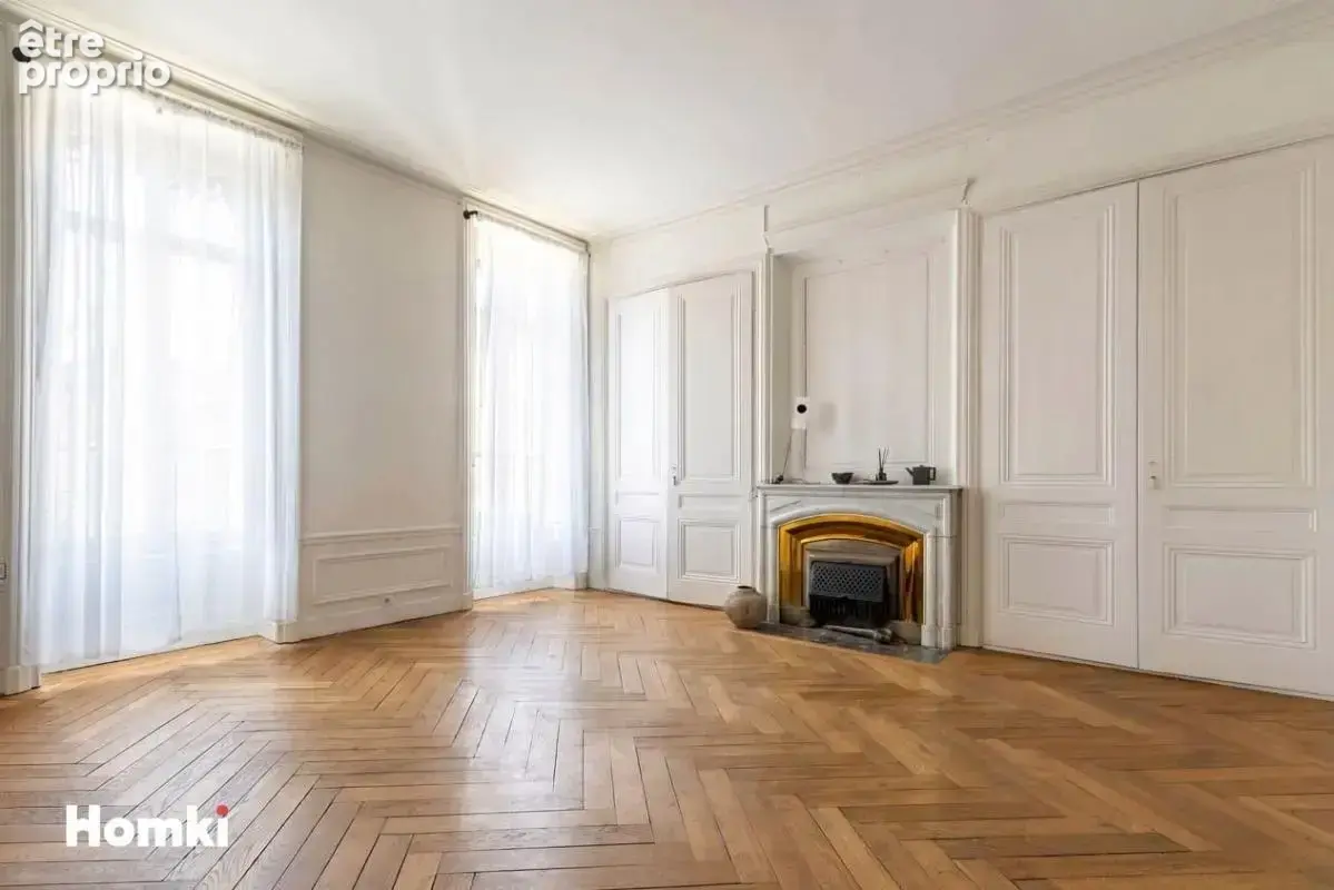 Appartement T3 de 93 m² à Lyon 69009, Rue Marietton - photo 4