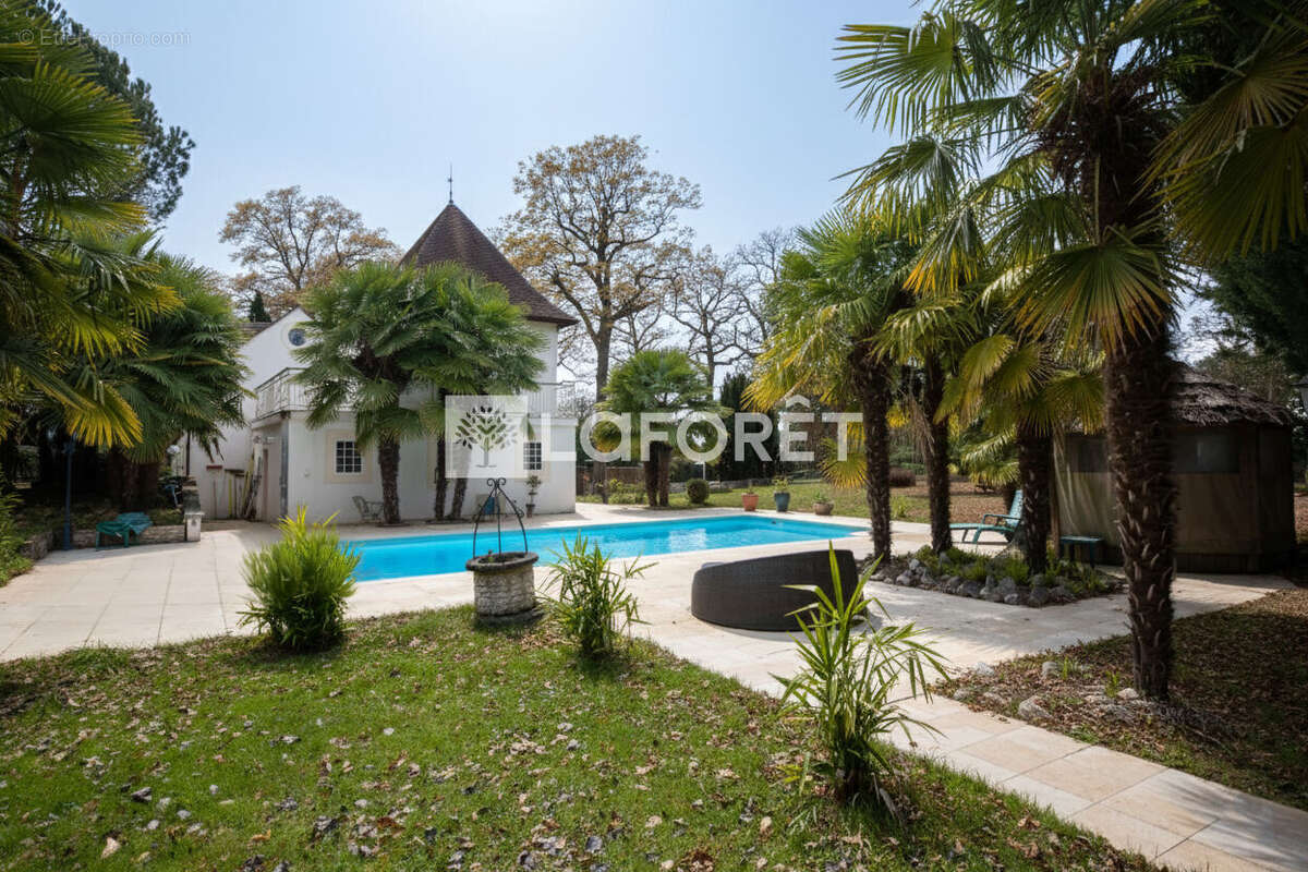 Maison à PONTAULT-COMBAULT