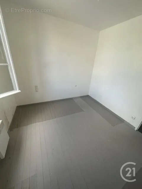 Maison à AMBARES-ET-LAGRAVE