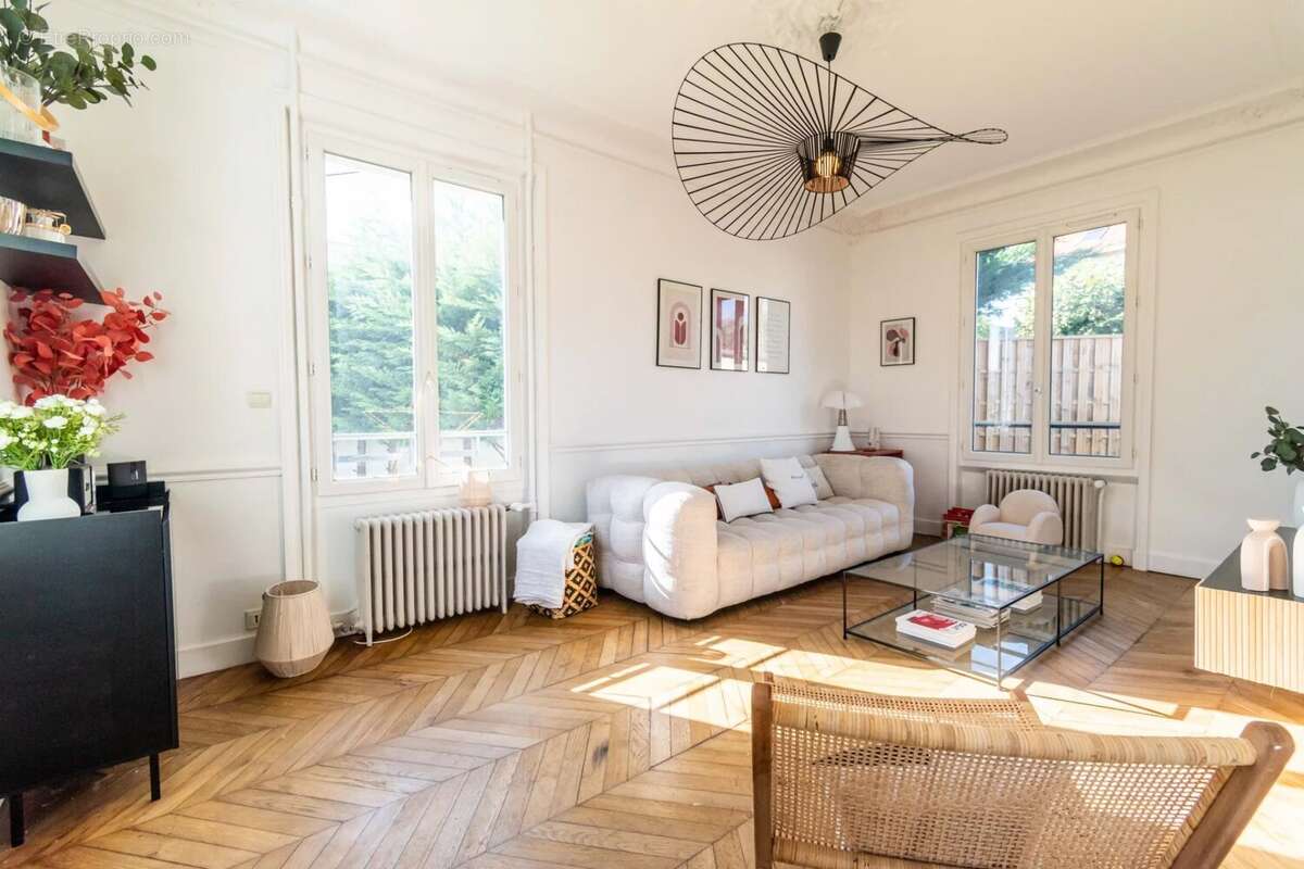 Maison à MONTLIGNON