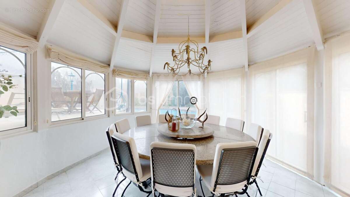 Maison familiale avec piscine - photo 7