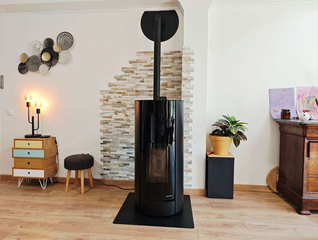 Appartement 144 m² à Gex  - photo 6