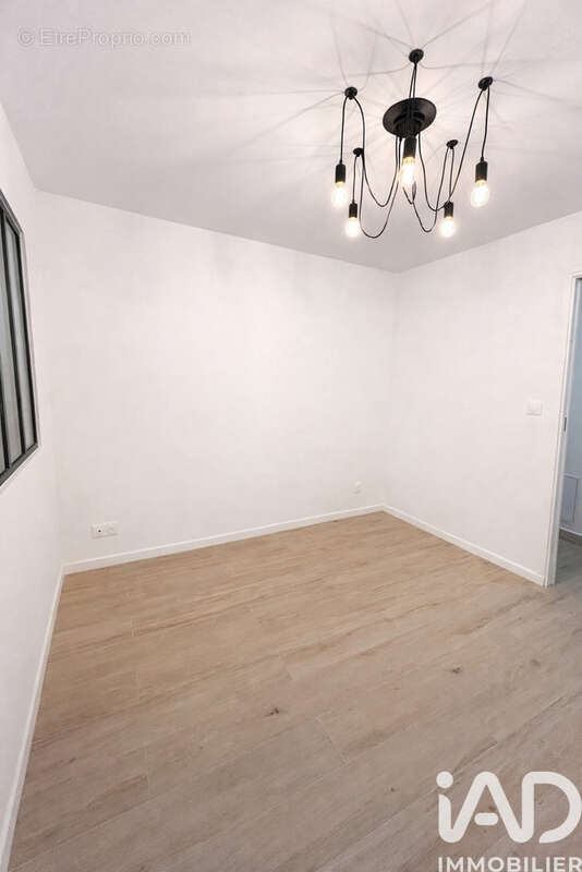 Photo 4 - Appartement à BOIS-COLOMBES