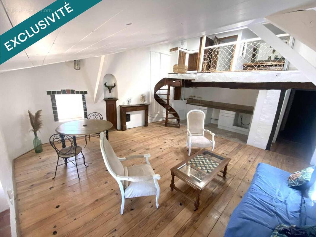 Photo 1 - Appartement à COTIGNAC