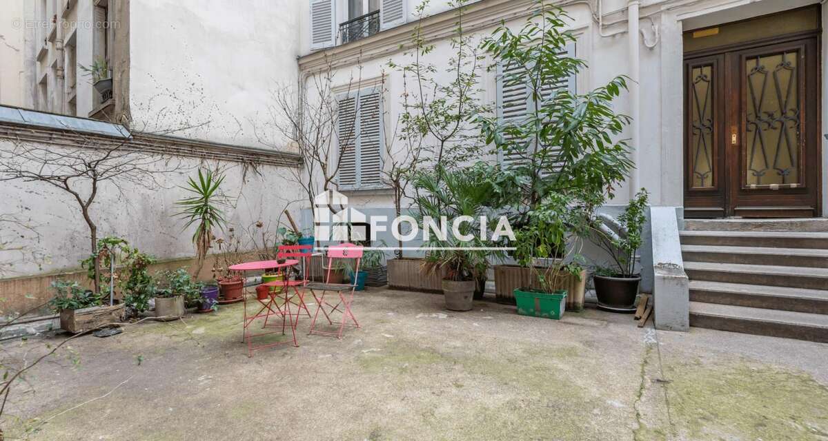 Appartement à PARIS-18E