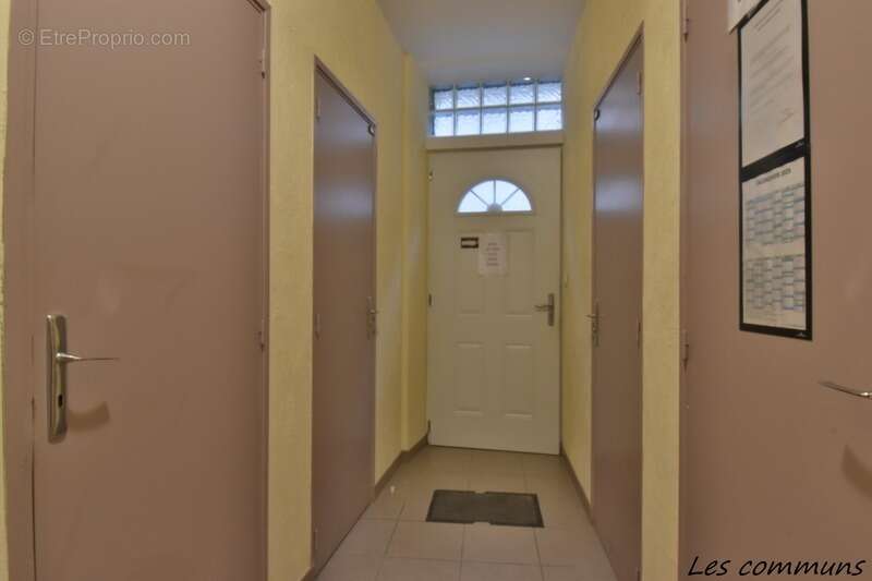 Appartement à PEYRUIS