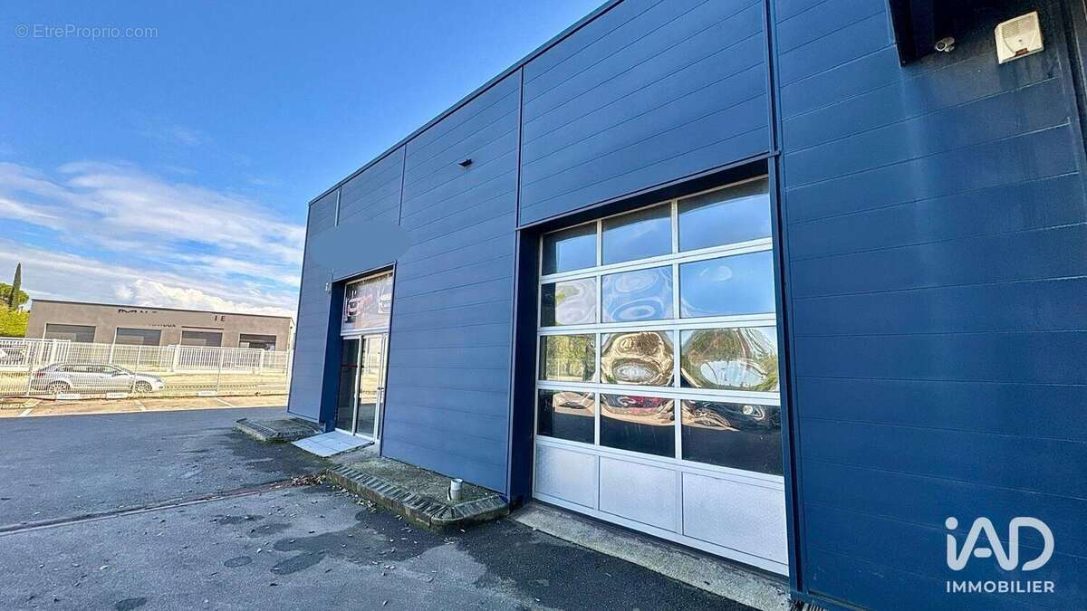 Photo 5 - Commerce à AUBIGNAN