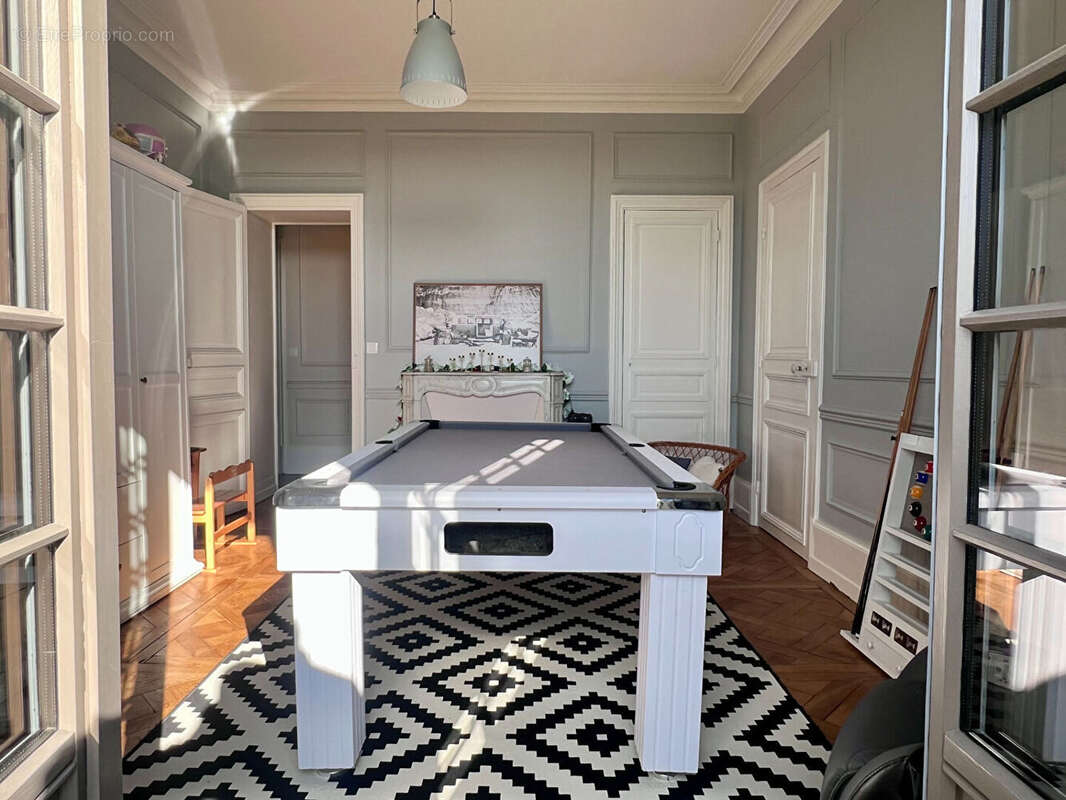 Maison à VARENNES-VAUZELLES