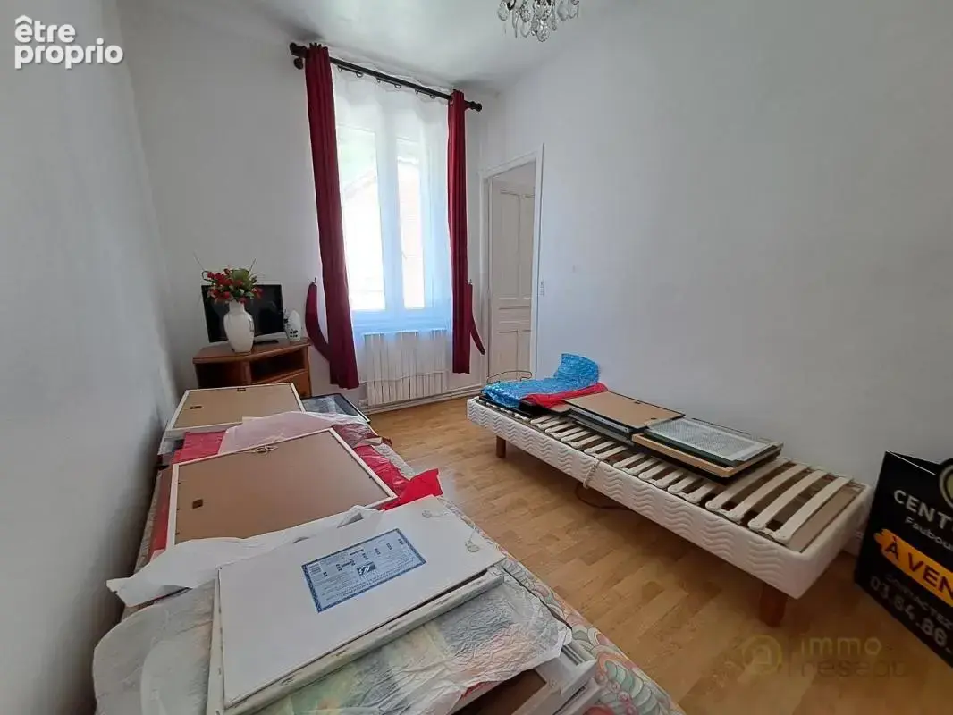 Maison 94 m² à Saint-Quentin  - photo 8