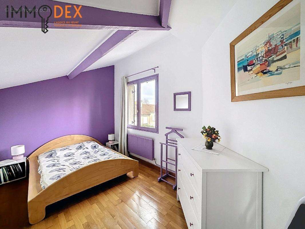 Maison à SAINT-BRICE-COURCELLES