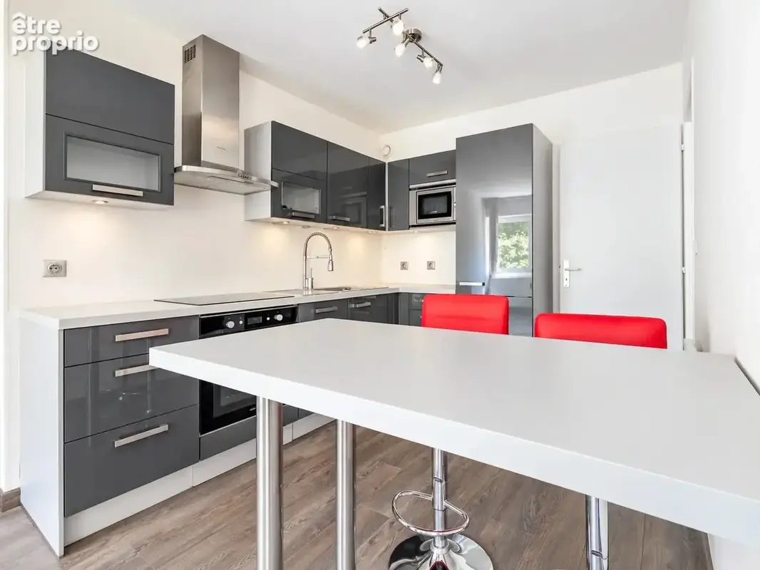 T3 de 65,32 m² – Évian-les-Bains, secteur quai Paul Léger / lac - photo 3